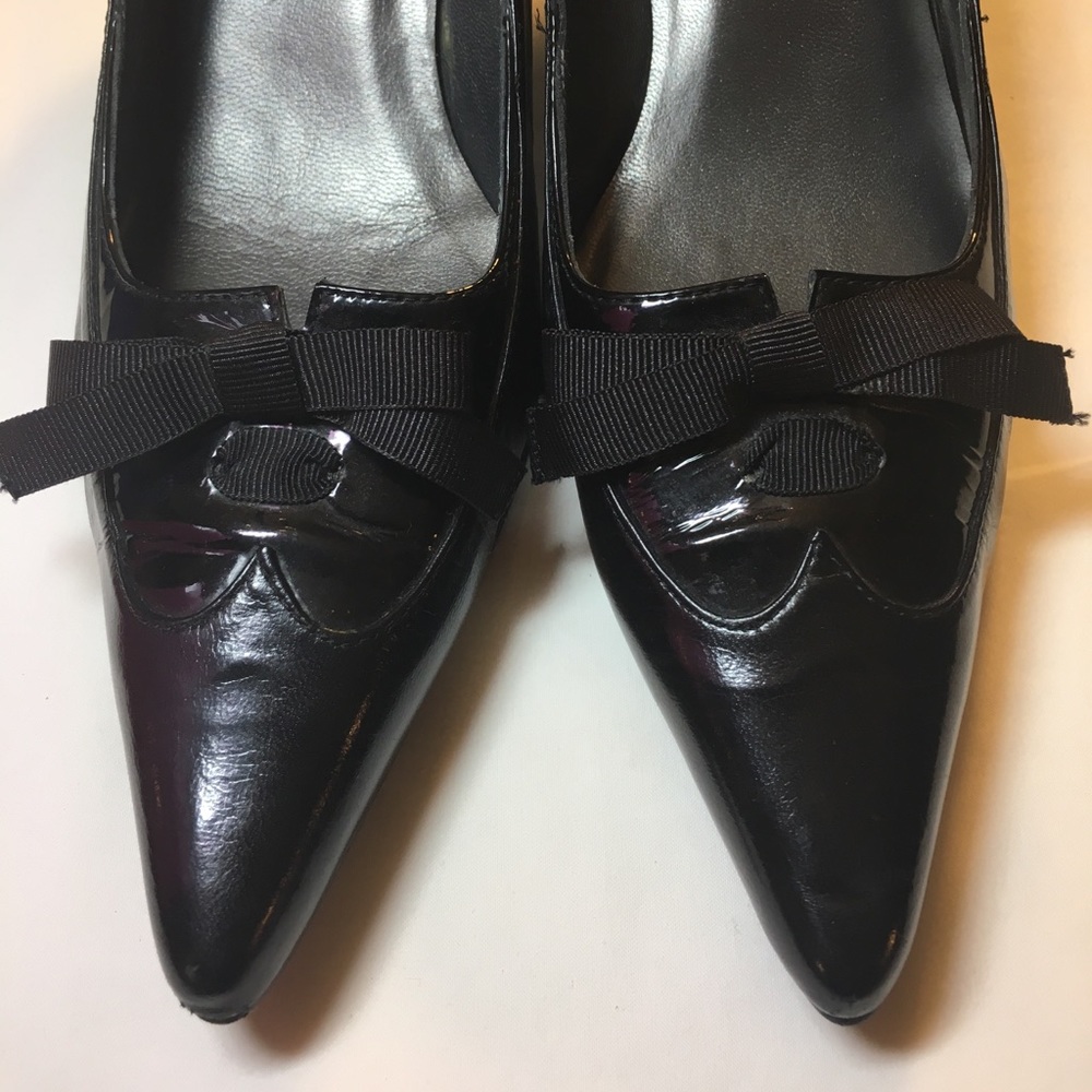 Black Patent Leather Stuart Weitzman 2” Heels sz7